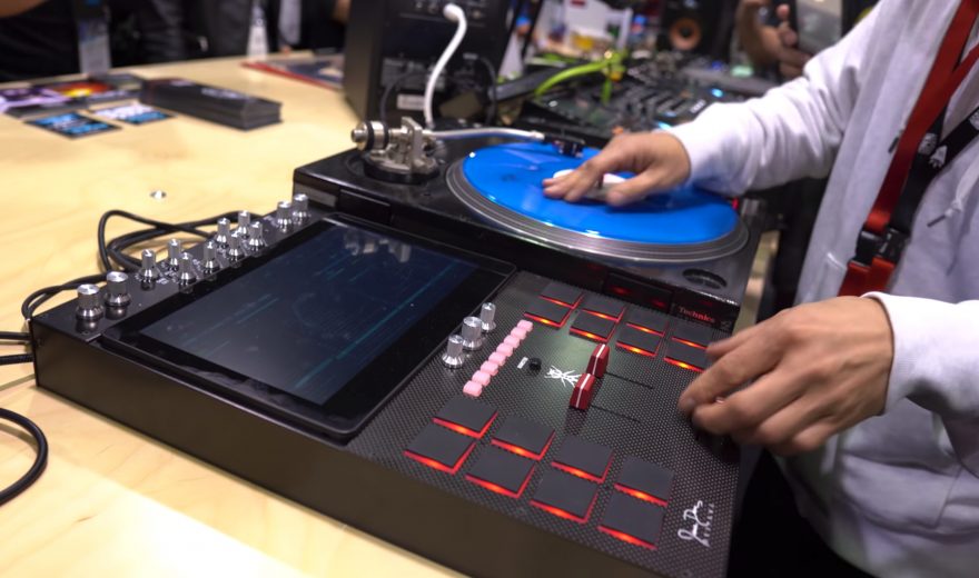 INVADER: Battlemixer mit integriertem Computer