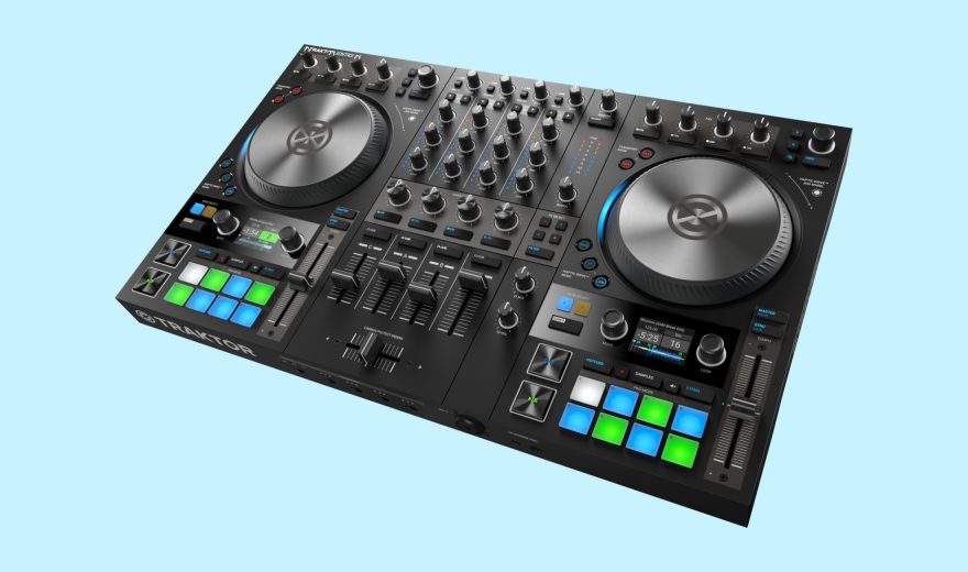 Test: Traktor Kontrol S4 MK3 / DJ-Controller