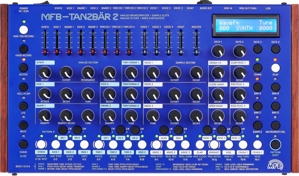 Der Tanzb&auml;r 2 von MFB in frontaler Ansicht.