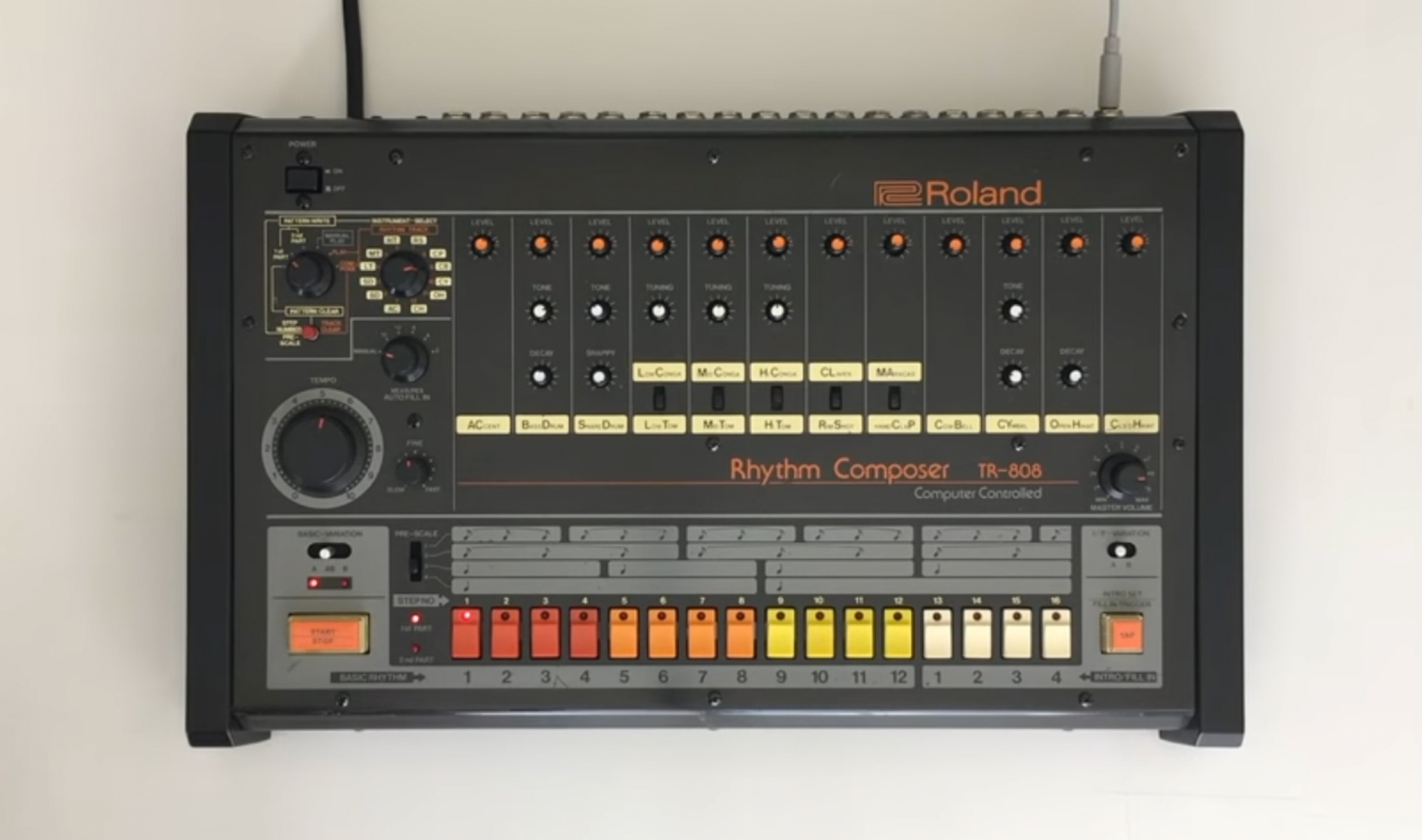 Video: Liebeserklärung an die Roland TR-808