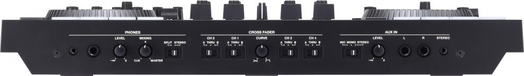 Die Anschl&uuml;sse des Roland DJ-707M DJ-Controllers.