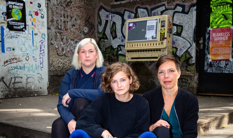 Artikel: Die Türsteherinnen des ://about blank im Gespräch