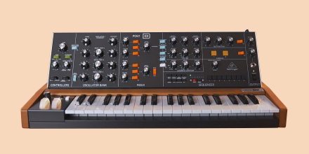 Behringer POLY D – vierstimmiger Model D mit Warp Drive