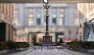 Kommentar: Brauchen wir diese neue "Loveparade"?