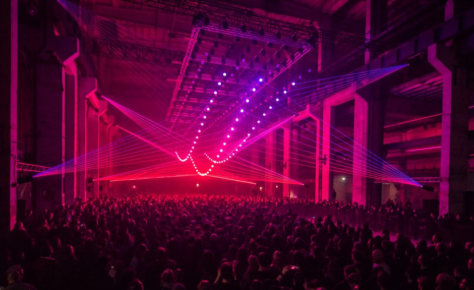 Deep Web: Kommunikationsströme aus Licht und Sound