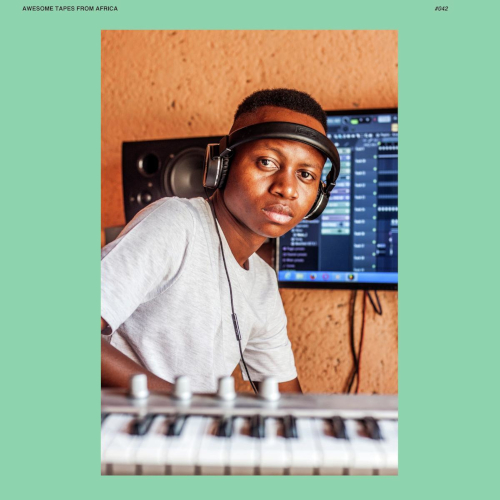 DJ Black Low – Uwami (Awesome Tapes From Africa)