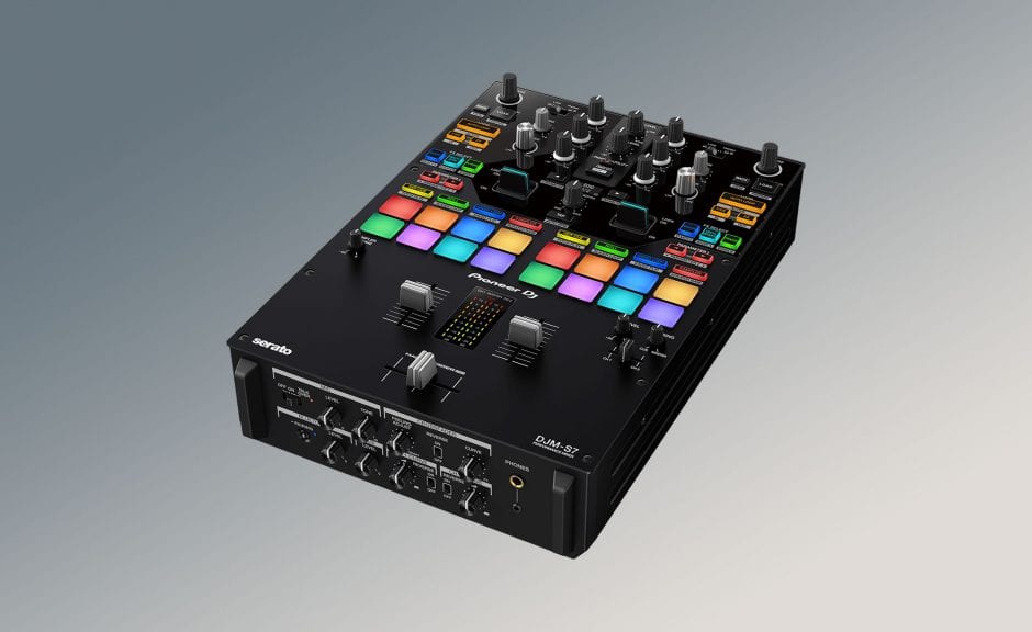 Test: Pioneer DJ DJM-S7 / digitaler Battlemixer