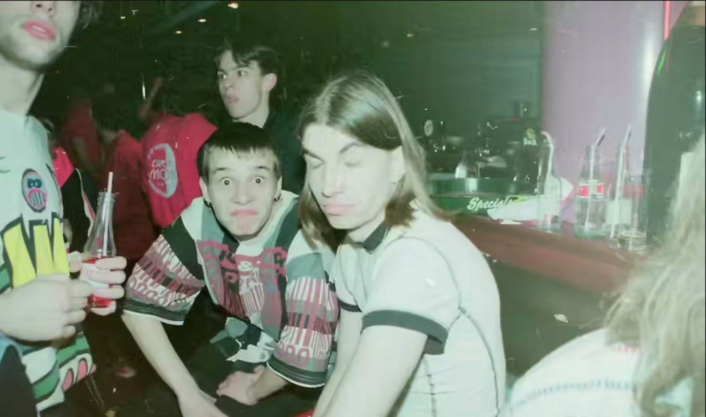 Èpoque: Online-Archiv über goldene Ära der belgischen Party-Szene gelauncht