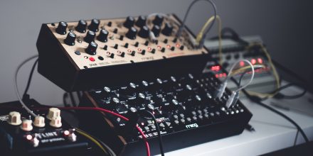 GearTrader: Neuer Marktplatz für Synthesizer und DJ-Eqiupment eröffnet