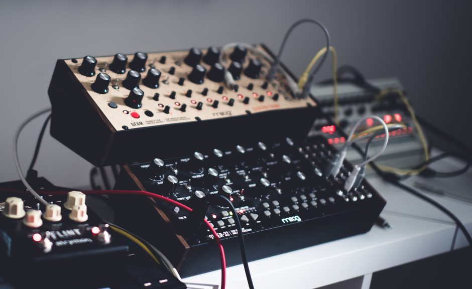 GearTrader: Neuer Marktplatz für Synthesizer und DJ-Eqiupment eröffnet