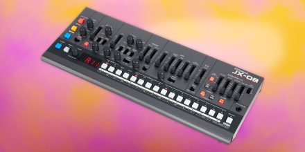 Test: Roland JX-08 / Boutique-Synthesizer