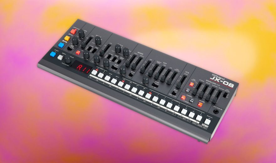 Test: Roland JX-08 / Boutique-Synthesizer
