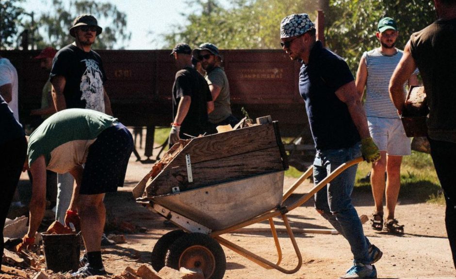 Repair Together: Aufräum-Raves in der Ukraine