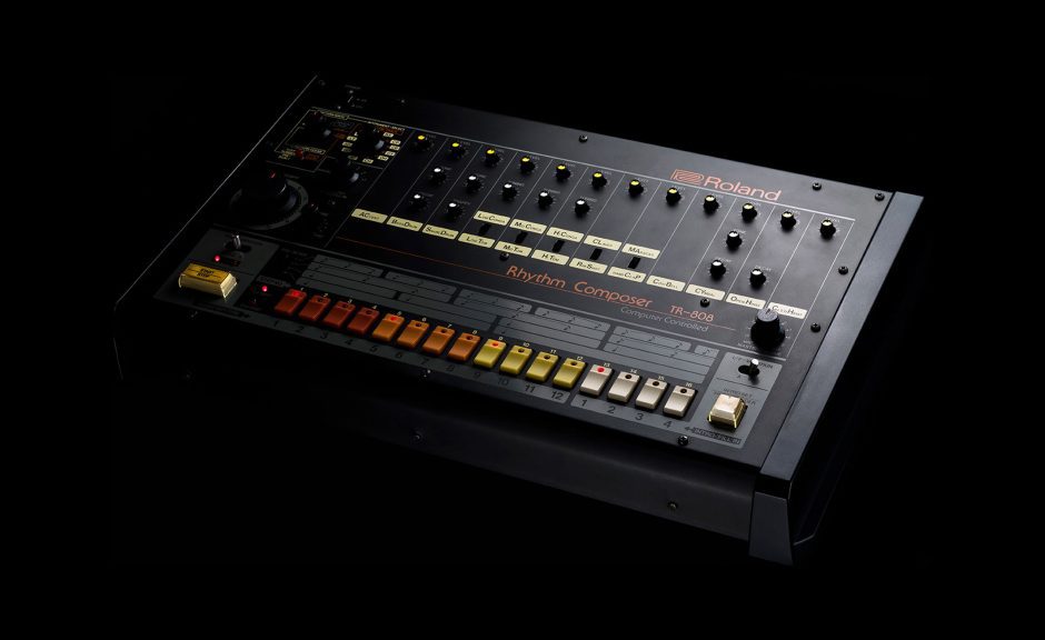 Roland TR-808: Fünf prägende Tracks zum Jahrestag der Kult-Drummachine