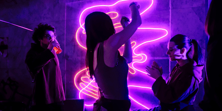 Studie: Tiefe Basstöne bringen Menschen zum Tanzen, selbst wenn man sie nicht hört