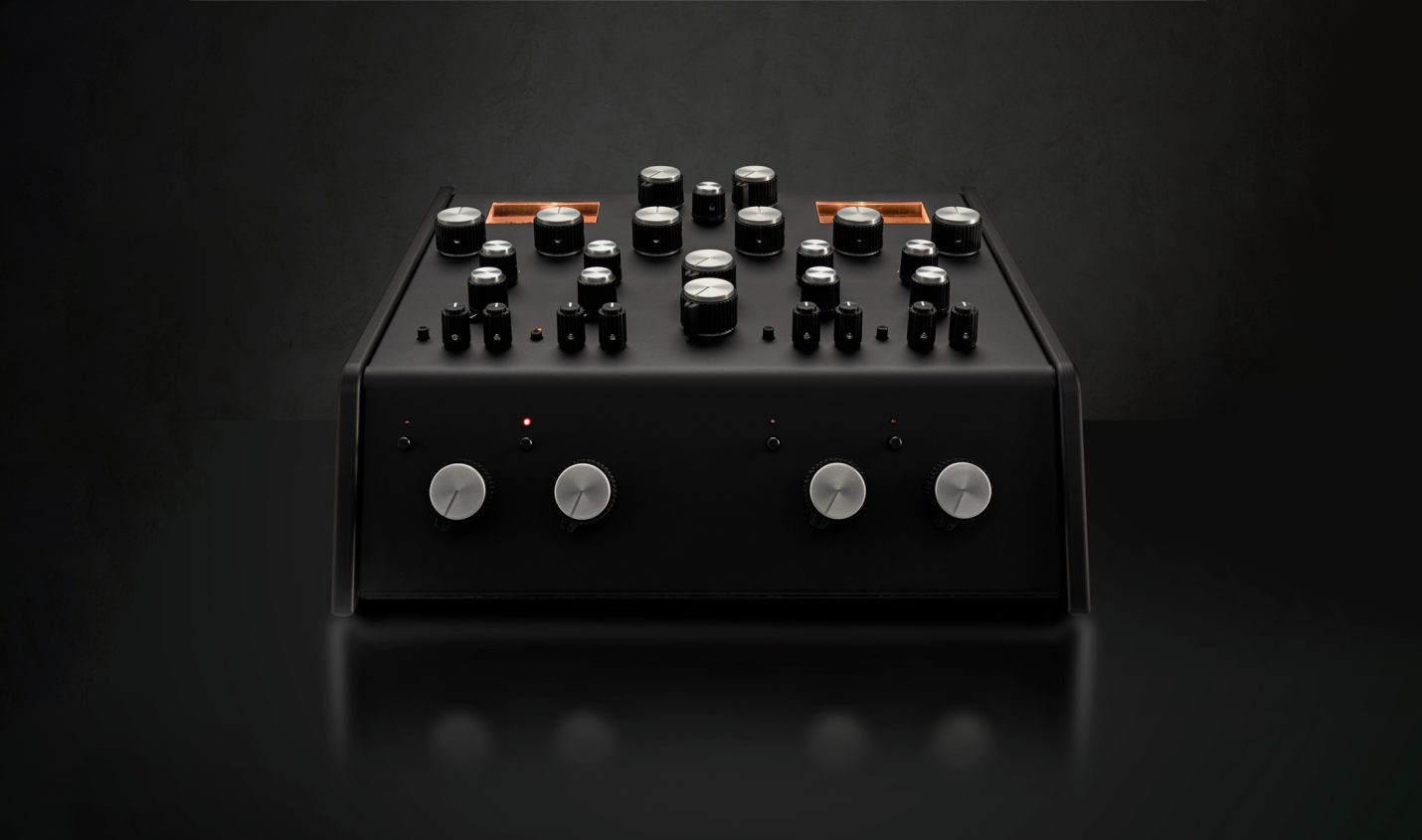 Isonoe ISO420: Erstes gebautes Exemplar wird versteigert