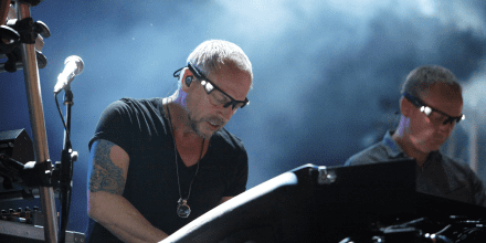 Orbital: Neues Album 'Optical Delusion' zwischen Seuchenliedern und Melancholie