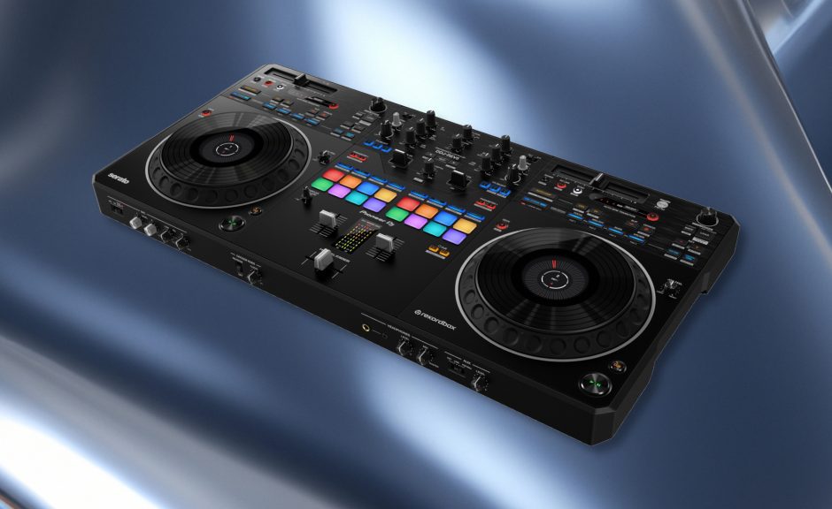 Pioneer DJ DDJ-Rev5: Zweikanal-Controller im Scratch-Style