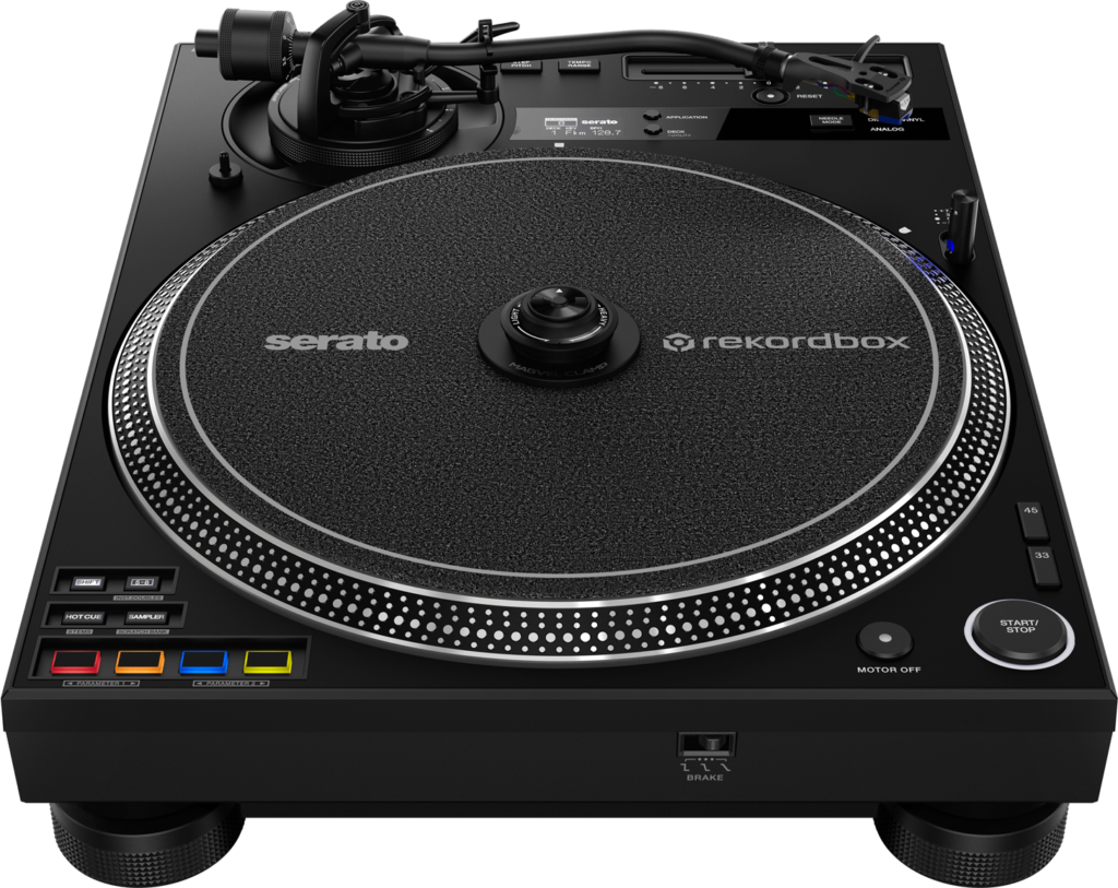 PLX-CRSS12 von schr&auml;g vorne.