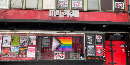 Nach Protesten: Molotow in Hamburg darf vorerst bleiben