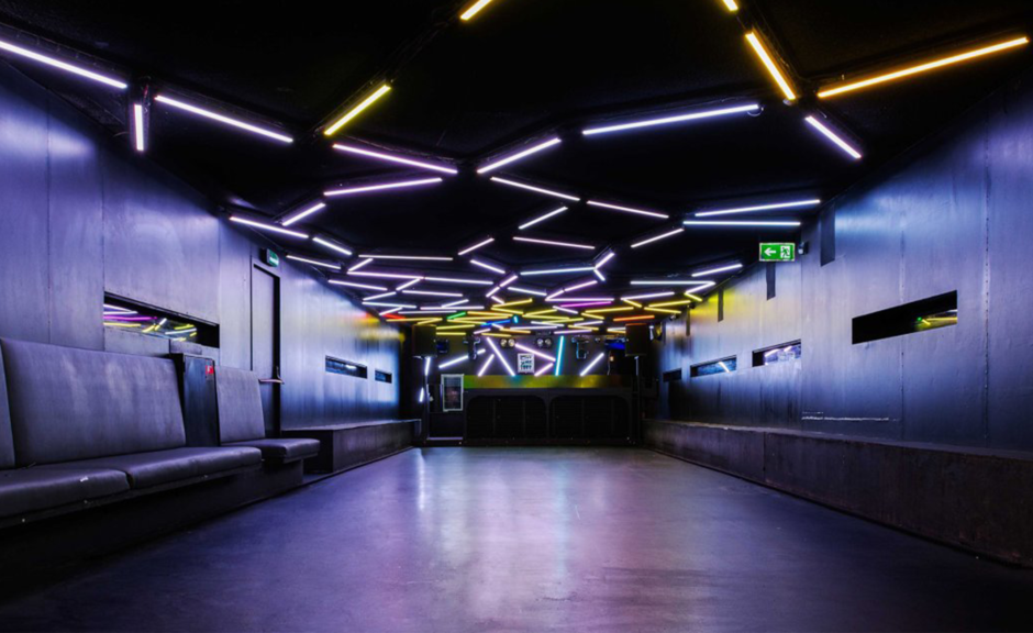 Rotterdam: Die erste bewegbare DJ Booth in einem Club