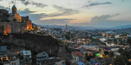 PLUS ONE: Neuer Club eröffnet in Tiflis