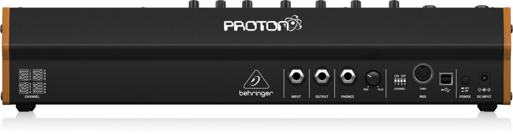 Die R&uuml;ckseite des Behringer Protons.