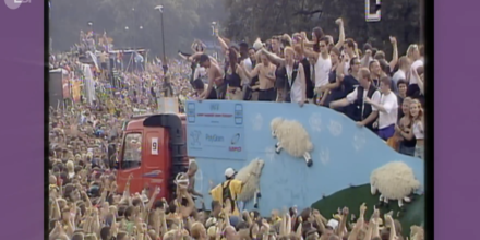 ZDF blickt auf 35 Jahre Loveparade zurück