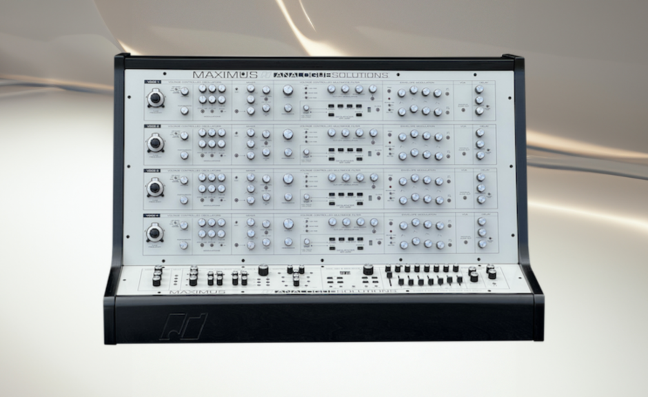 Analogue Solutions Maximus 4V: Die 'kleine' Version des Modular-Schranks