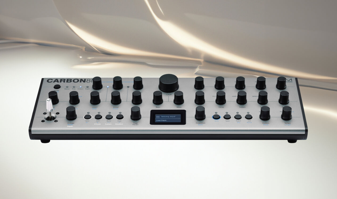 NAMM 2025: Modal Electronics Carbon8M im Desktop-Format