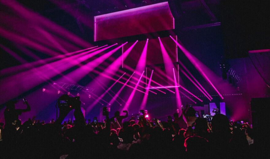 Großbritannien: Rekordverdächtige Ticketverkäufe für elektronische Musikveranstaltungen in 2024
