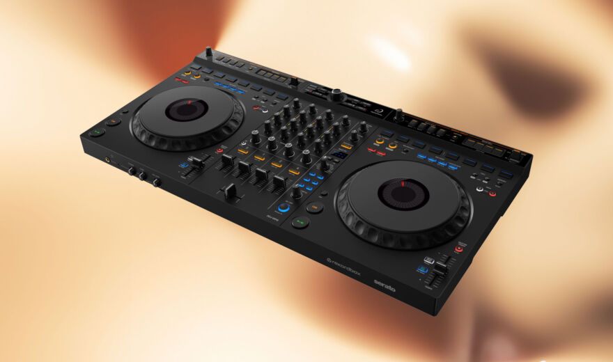 Test: AlphaTheta  – DDJ-GRV6 – DJ-Controller für semiprofessionelle Performer:innen