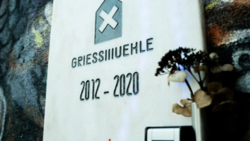 Griessmühle: Ein weiterer Grabstein erinnert an Berliner Club