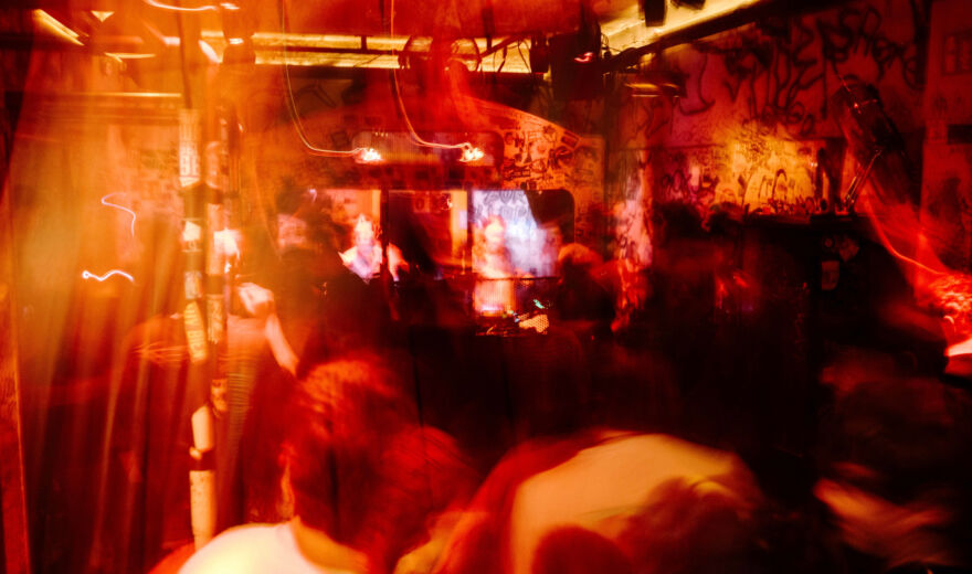 Die Berliner Clubcommission stellt Ergebnisse ihrer Mental Health Studie vor