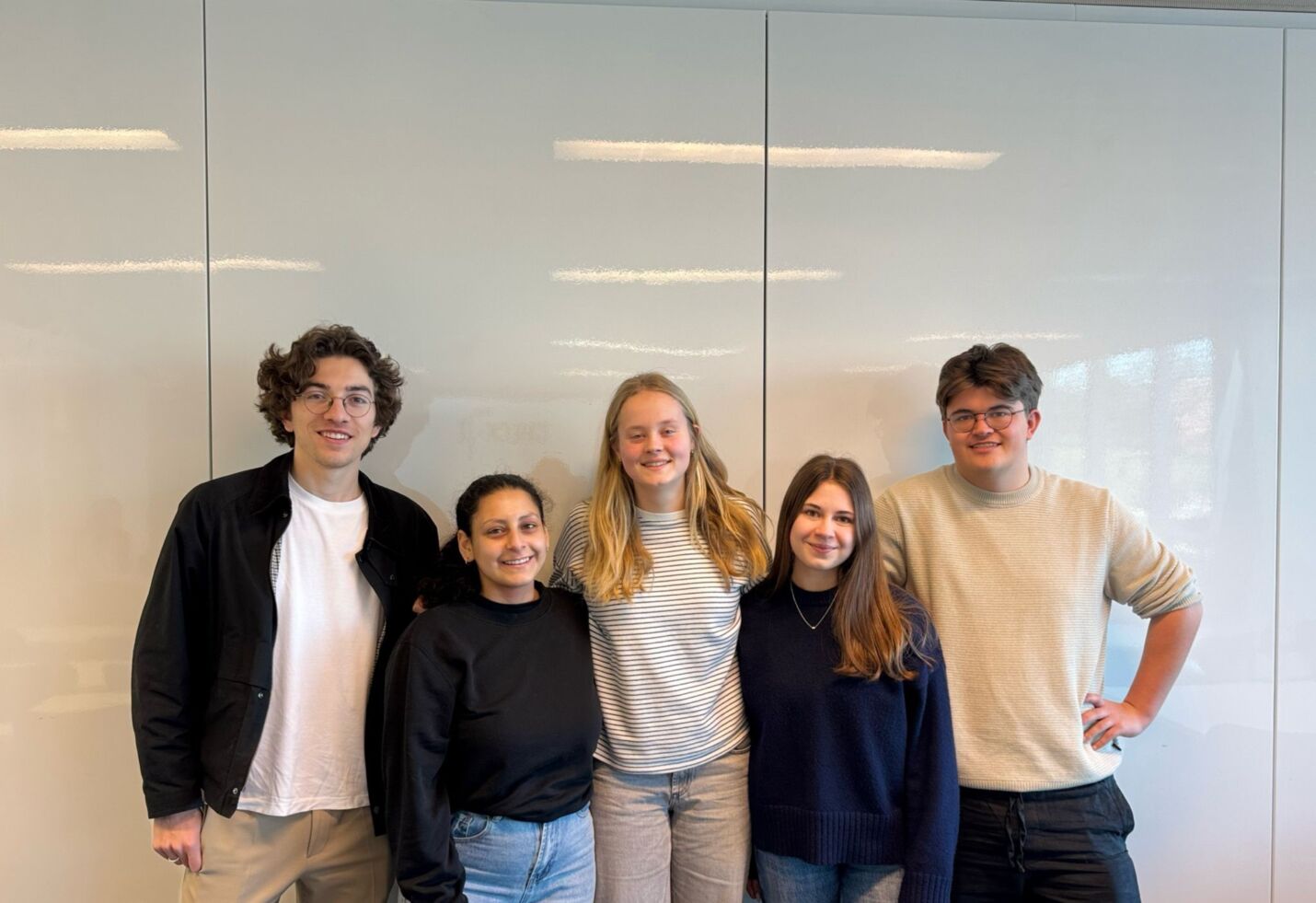 Belgien: Schüler erfinden Strohhalm, der vor K.O. Tropfen warnt 