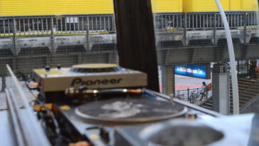 Berlin: Legen bald Techno-DJs am Bahnhof Kottbusser Tor auf?