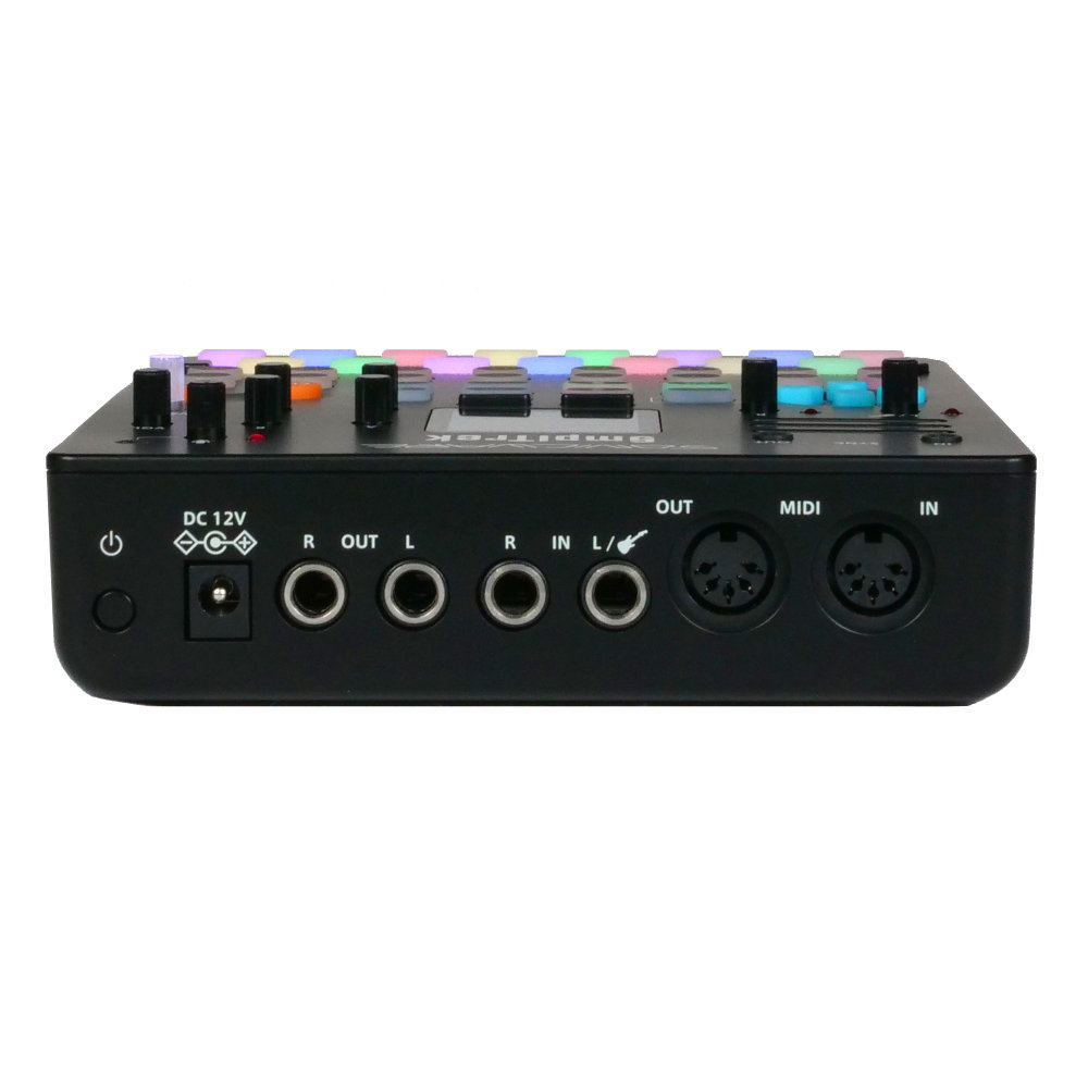 Die R&uuml;ckseite mit den Anschl&uuml;ssen des Sonicware SmplTrek