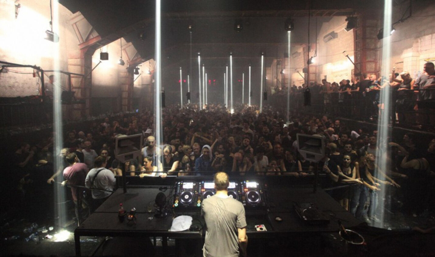 Georgien: Razzia im Haus des Bassiani-Co-Gründers