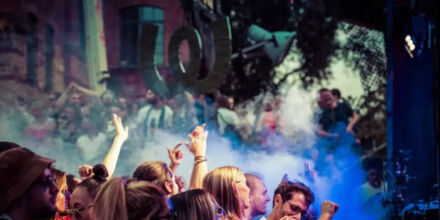 Berlin: Watergate kündigt Open Air-Reihe im SAGE Beach an