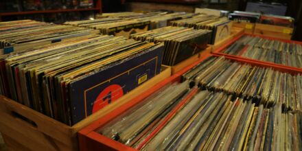 Vor der Schließung: Sound Metaphors lädt zum großen Plattenverkauf ein