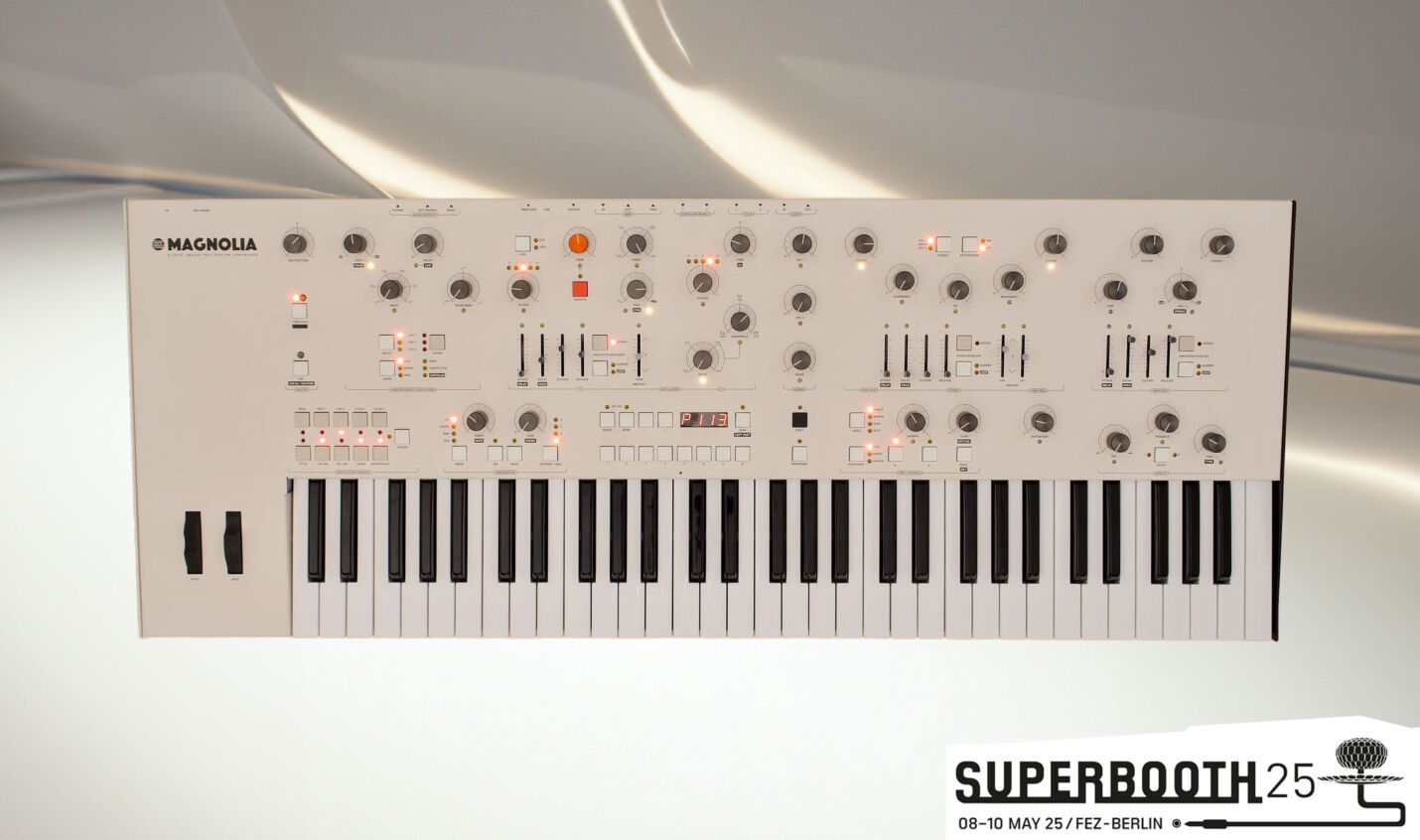 Superbooth 25: Frap Tools Magnolia - FM Synthesizer mit Through-Zero