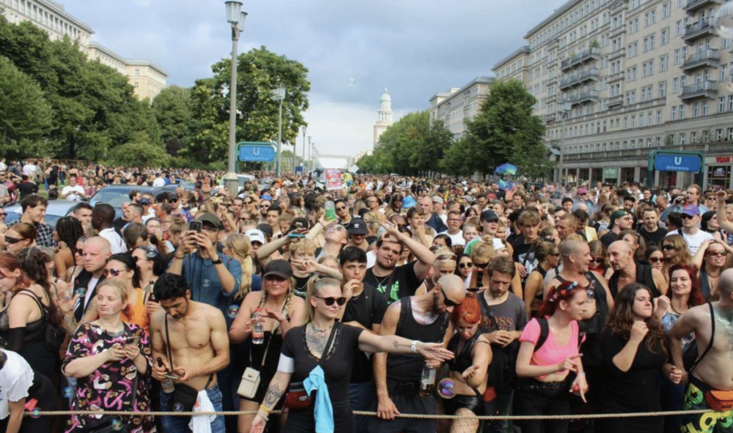 Tanzend ins Wochenende: Drei Demos, die euch erwarten