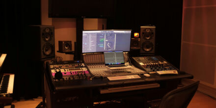 Maestro AI: KI-Musik mit fairer Vergütung?