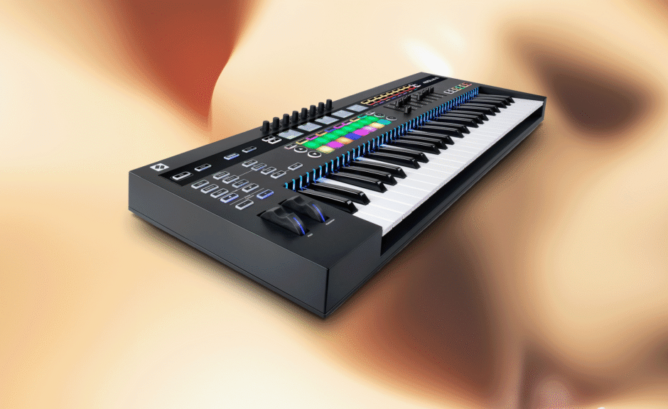 Kompakt, kreativ, kompromisslos: Die 5 besten 49-Tasten-Keyboards | 2026