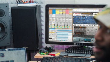 KI -Mastering Plattform LANDR kauft Reason – wie geht es weiter?