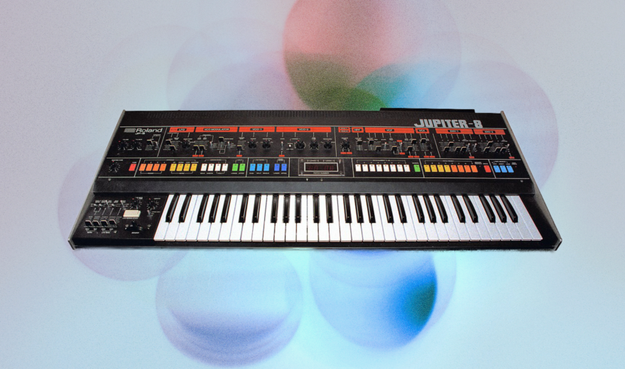 Acme Synthworks stellt ersten 8-stimmigen Jupiter-8-Klon in Aussicht