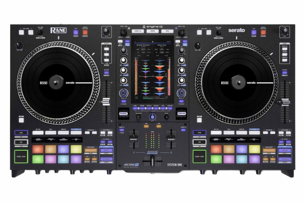 Das Standalone-DJ-System Rane One ist mit motorgesteuerten Plattentellern ausgestattet. Rane System One - Draufsicht