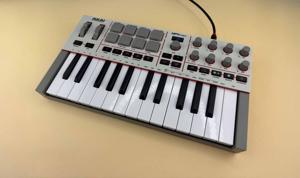 Akai MPK Mini MKIV