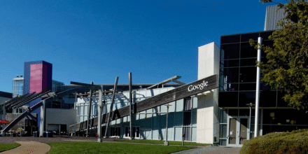 Google Lyria 3: Mehr KI-Musikalität unter Einhaltung klarer Copyright-Grenzen?