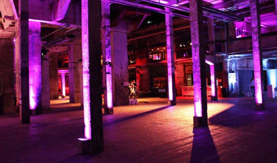 Berlin bekommt ein neues Festival: CONTRA startet im Kraftwerk mit über 70 Acts im Mai